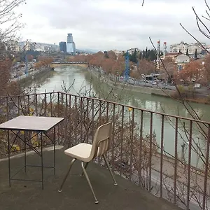 Riverhouse In Old Тбилиси