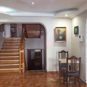  Hostel Cool